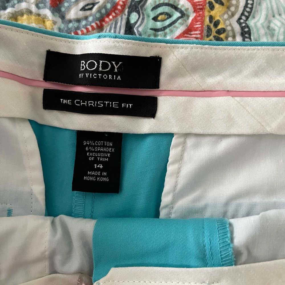 Very nice pants , slight stretch. - Picture 2 of 3